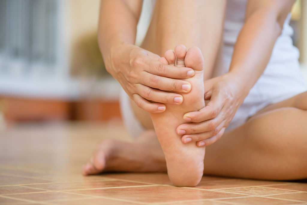 Difference Between Broken Toe and Sprained Toe Alexander Orthopaedic