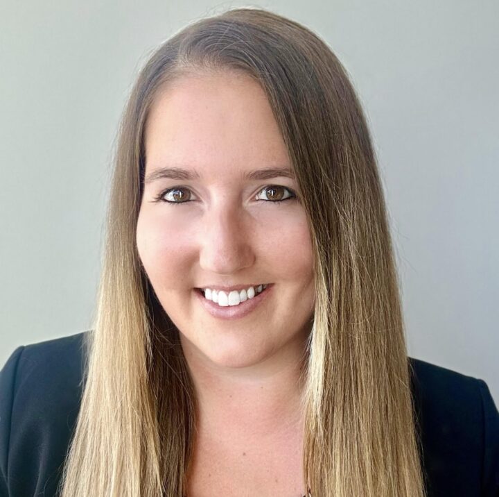 Dr. Hannah Groff